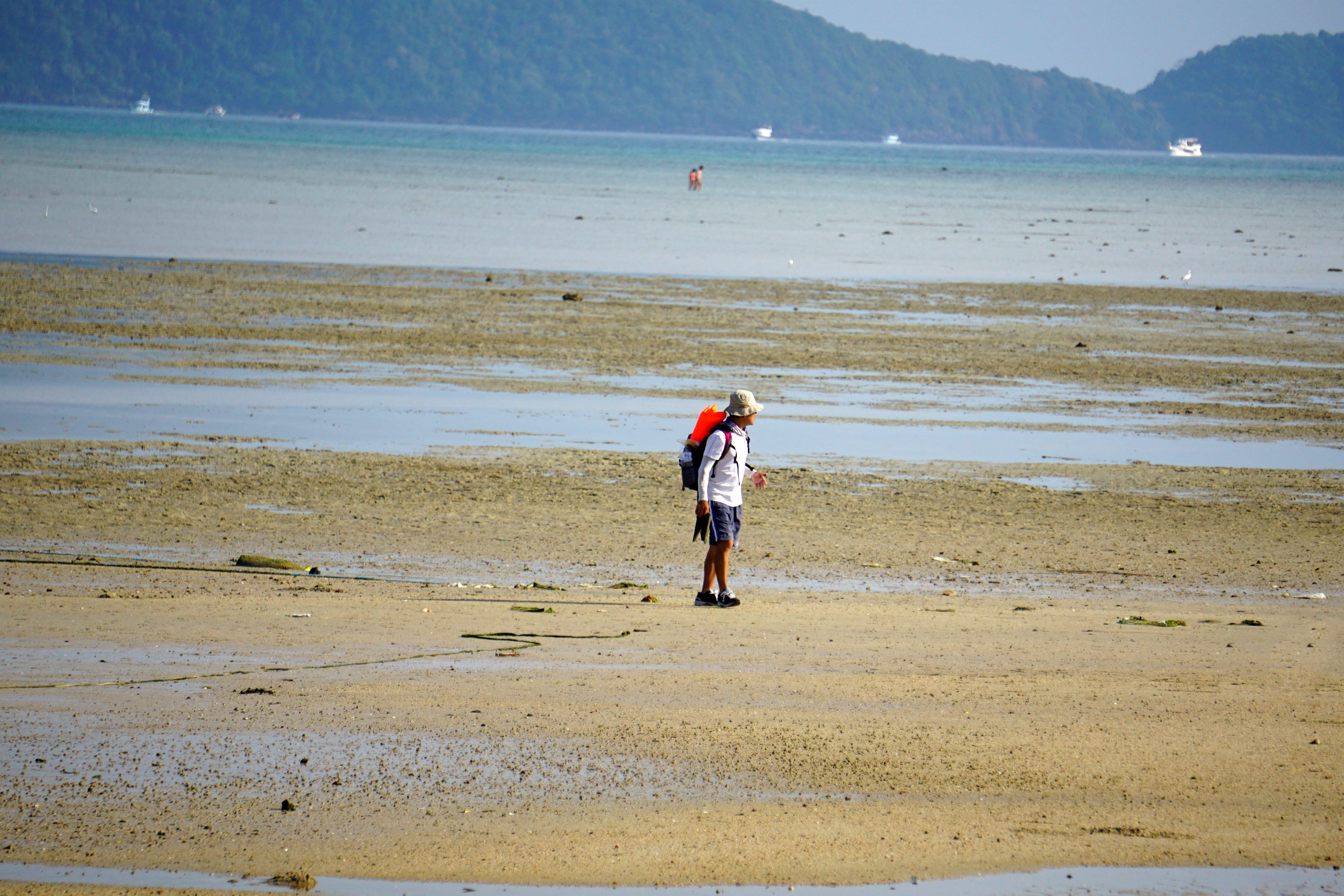 Low tide at Friendship Beach (Chalong Bay), Rawai, Phuket