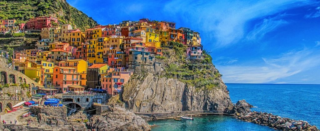 Cinque Terre - una dintre cele mai râvnite destinații turistice din Europa
