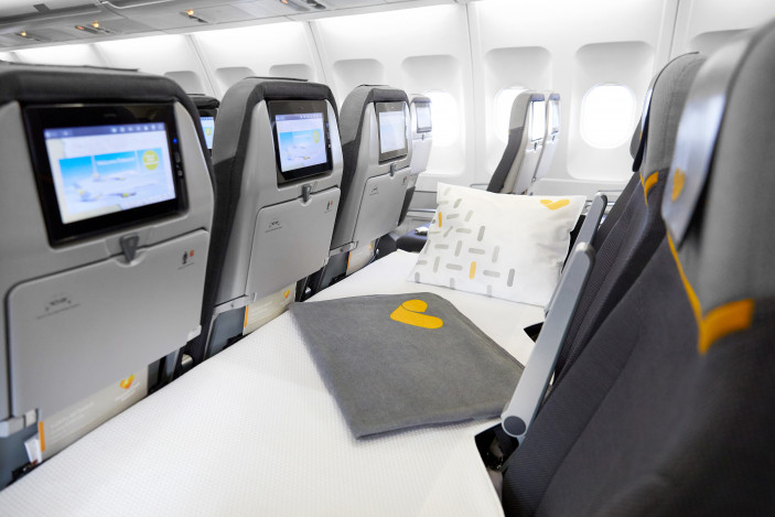 Thomas Cook Airlines introduce paturi la clasa economică pentru zborurile de lungă durată